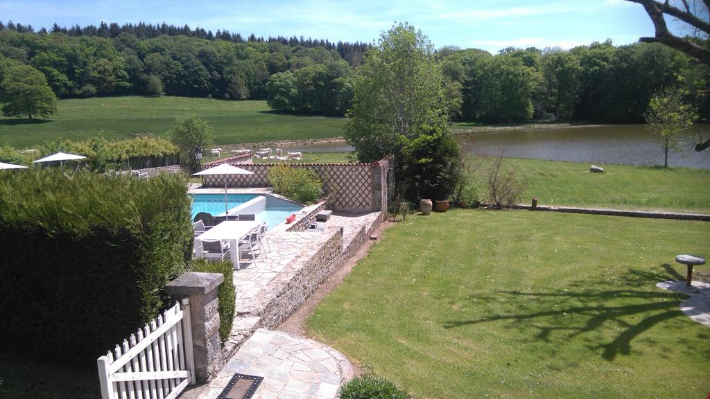 Les Vergnes Saint-Pardoux-le-Neuf Exterior foto